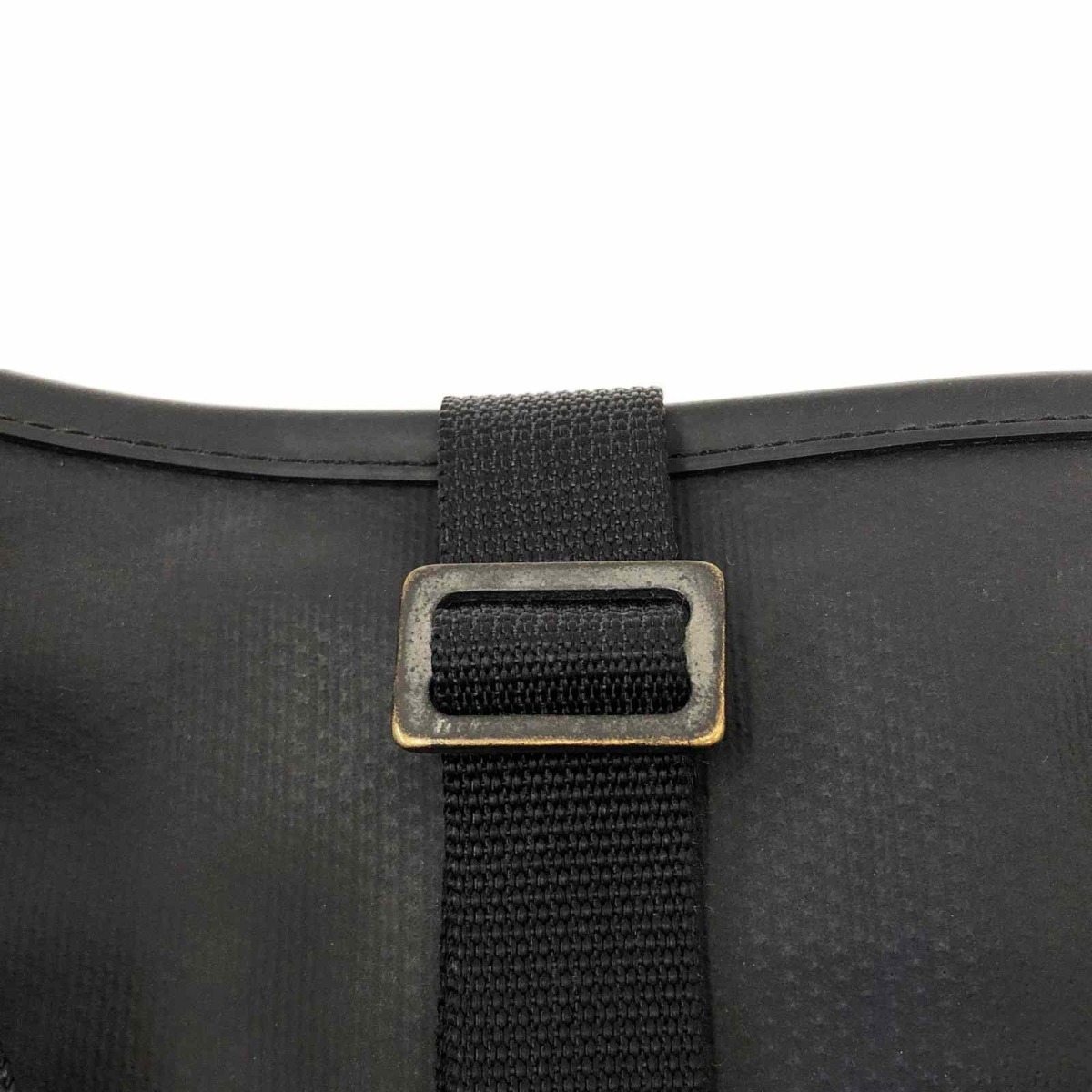 00 LUGGAGE LABEL bag tote bag black scratch . dirt equipped 