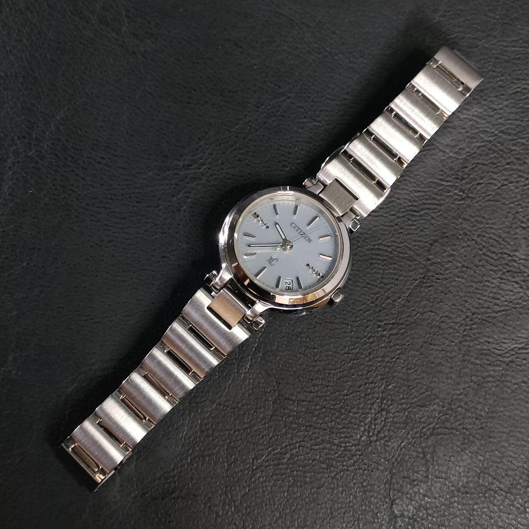 極美品【稼働品】CITIZEN シチズンXC H054ホワイト シルバーソーラー-