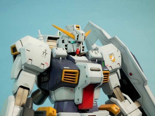 ★プレバン限定★MG 1/100 RX-121 ガンダムTR-1「ヘイズル改」完成品_画像10