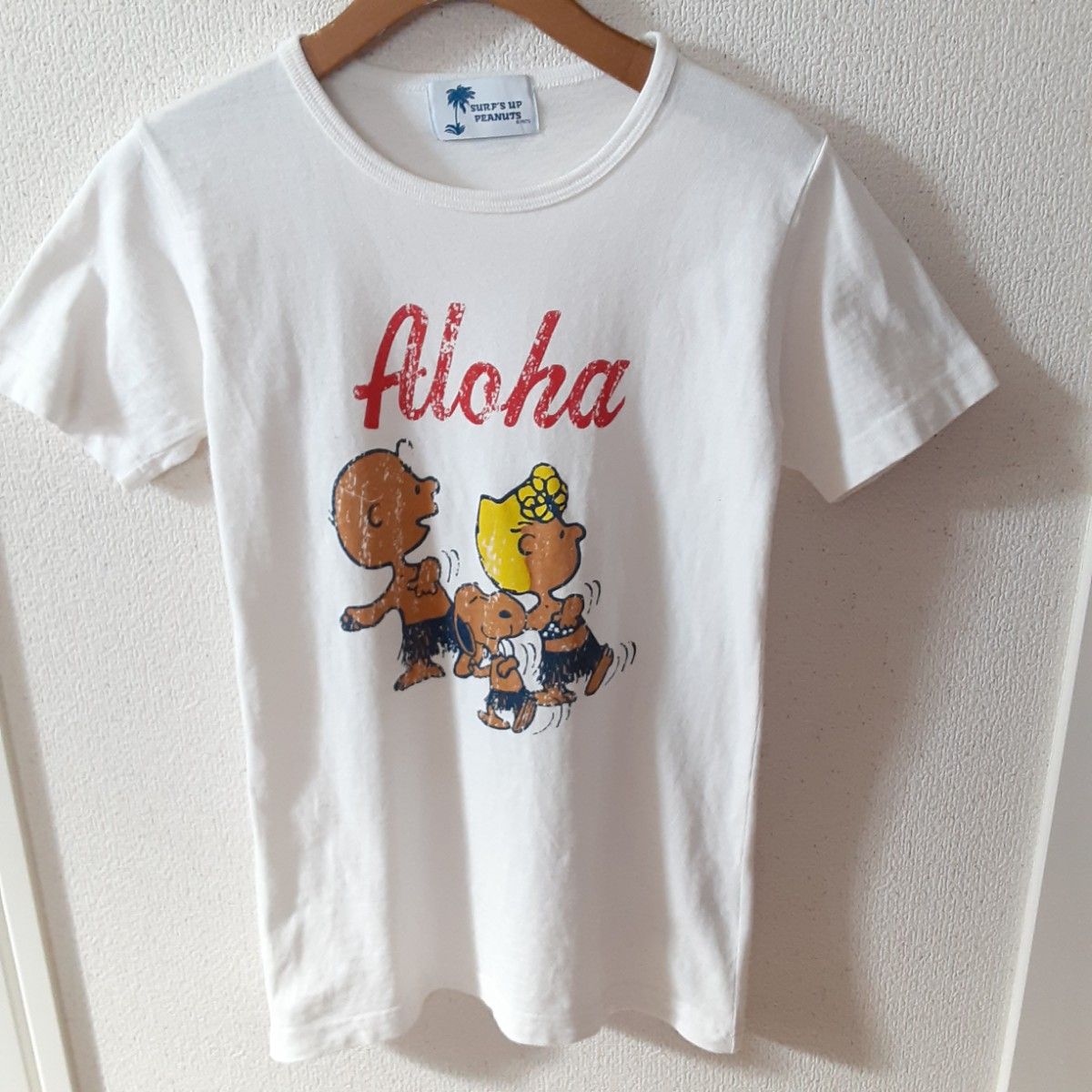 人気　日焼けスヌーピー　SURF'S UP PEANUTS カットソー　 Tシャツ　 SNOOPY aloha Hawaii