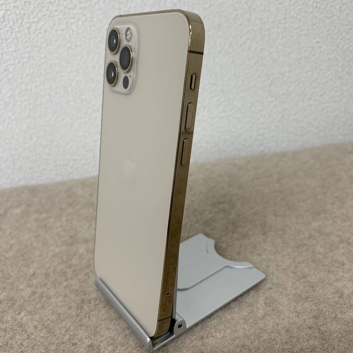 超美品】iPhone12 Pro 128GB ゴールド SIMロック解除済11-