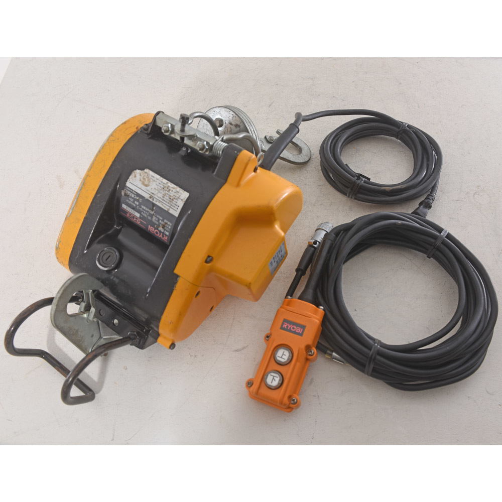 となります RYOBI リョービ ウインチ WI-62 中古品 最大吊揚荷重60kg