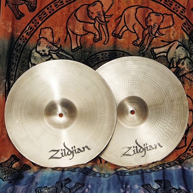 ビンテージ Aジルジャン A Zildjian New Beat HiHats 14 ビンテージ Aジルジャン A Zildjian New Beat HiHats 14