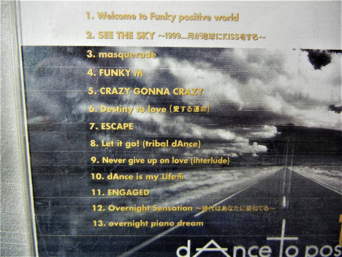 ★TRF★　CD　■dAnce to positive■ 　masquerade/Overnight Sensation〜/CRAZY GONNA CRAZY…他、全13曲 【中古】_画像3