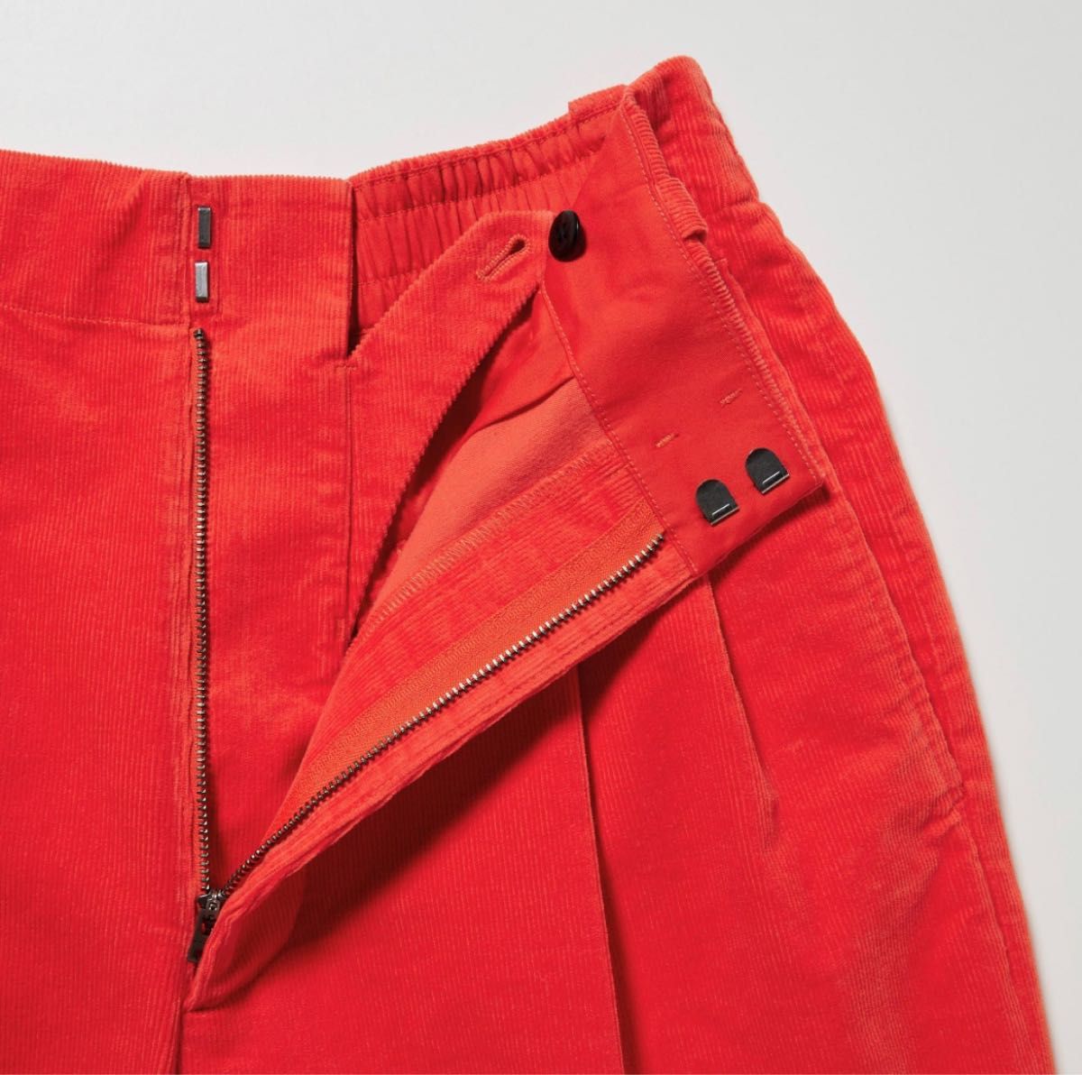 UNIQLO and MARNI コーデュロイワイドフィットタックパンツ UNIQLO and MARNI コーデュロイワイドフィットタックパンツ
