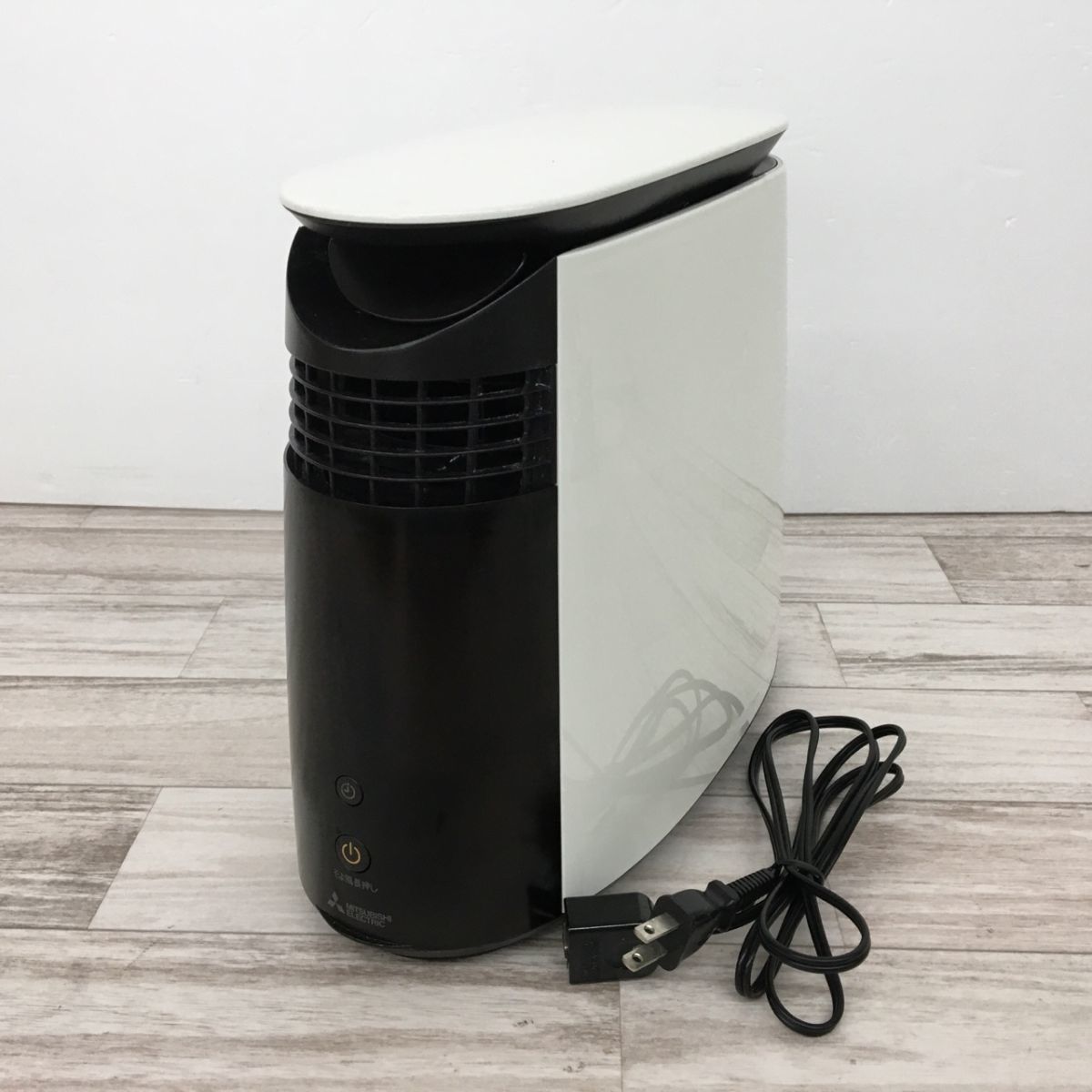 Yahoo!オークション - MITSUBISHI 加湿器 パーソナル保湿機 SH Yahoo!オークション - MITSUBISHI 加湿器 パーソナル保湿機 SH