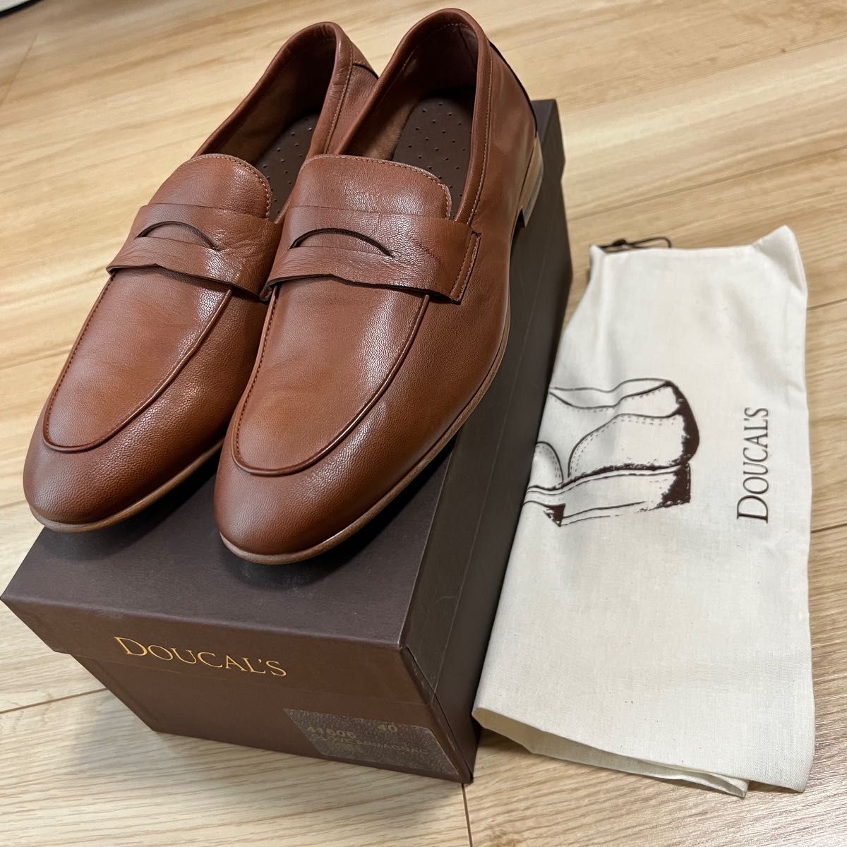 ☆DOUCAL'S☆ローファー☆26㎝ www.migotohonda.com.br