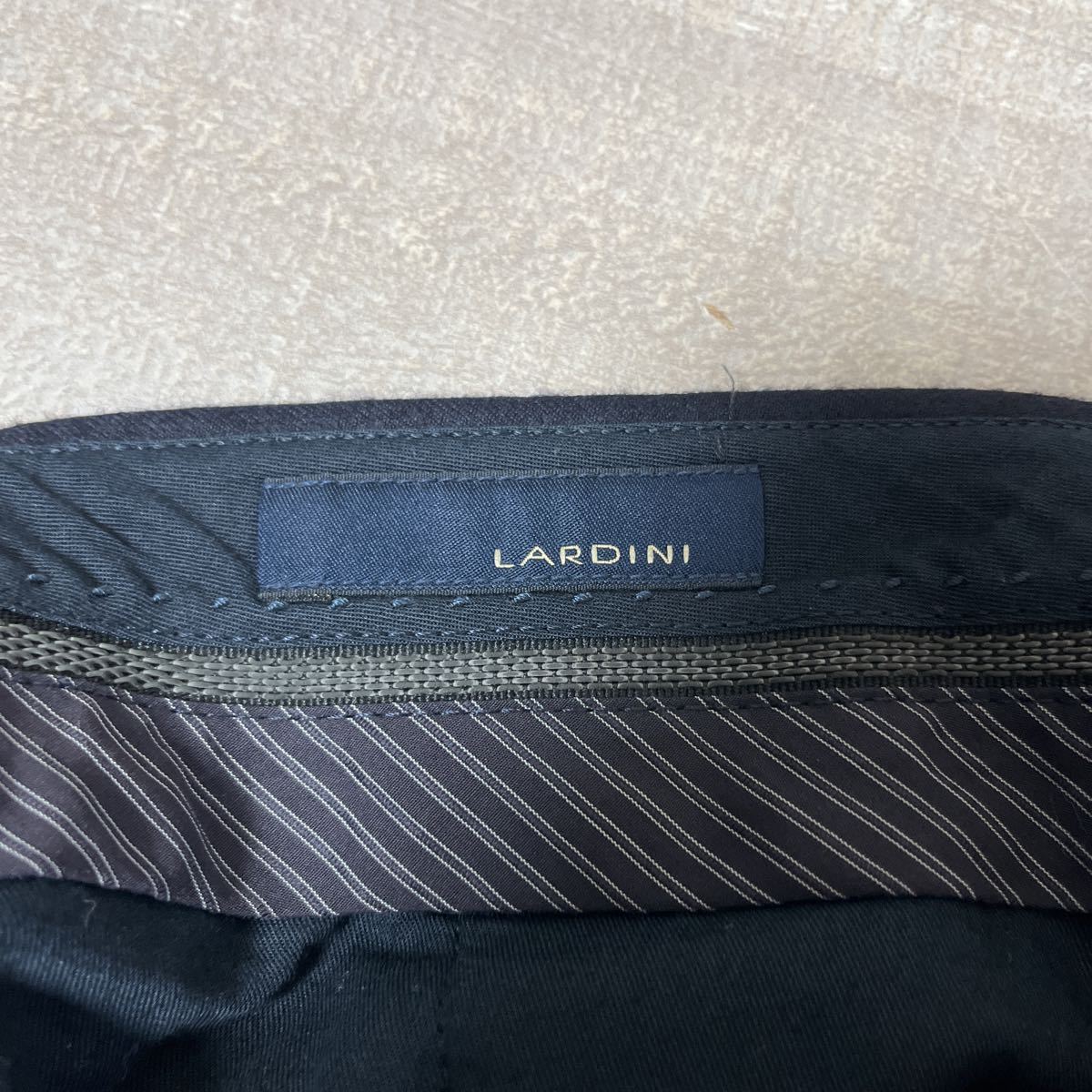 定価約35万 20AW 美品】LARDINI ストライプ セットアップ スーツ