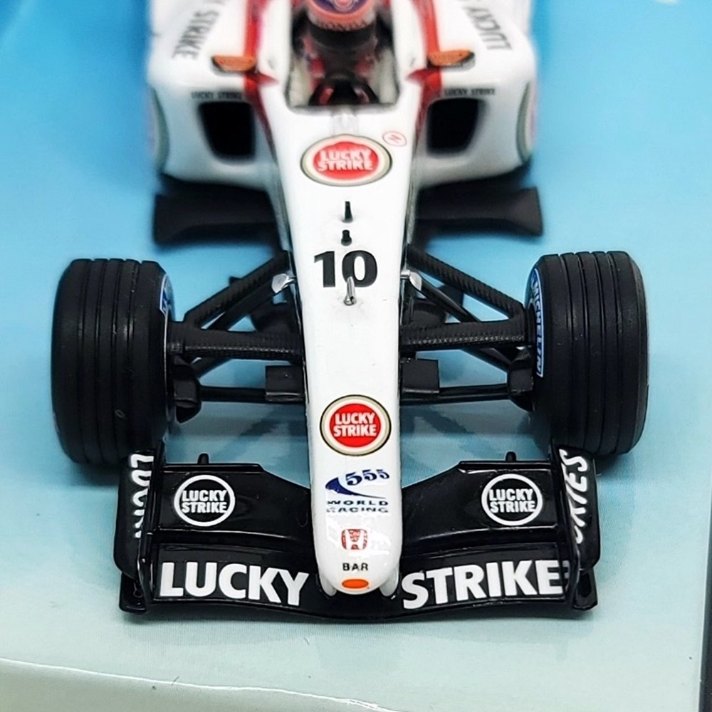 HE376 ミニチャンプス PMA 1/43 BAR HONDA 006 佐藤琢磨 タバコデカール仕様 TSコレクション NO.5 ホンダ ラッキーストライク▲２_画像5