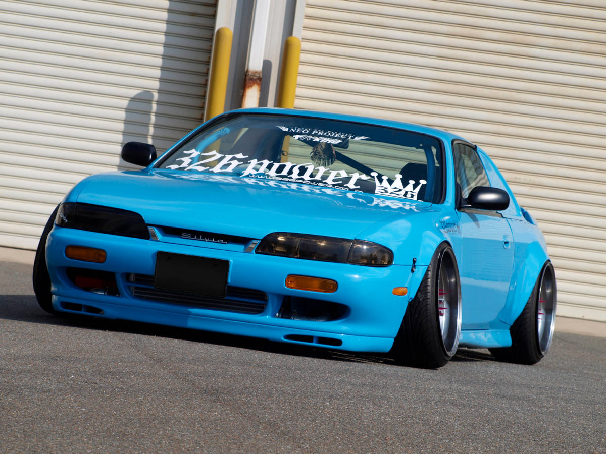 S14SILVIA前期 326POWER NEW ブランド【 最低CHANGE】 FRONT BUMPER☆デビューSALE！人気商品！日産！純正LOOK!壮行会等！_画像2