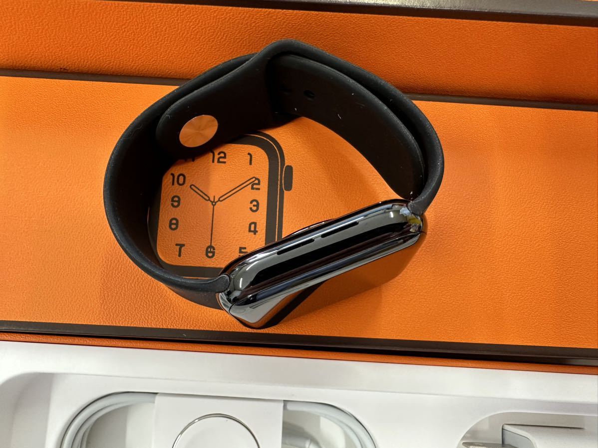 即決 ケア+ 美品 Apple Watch series6 HERMES 44mm ブラック 即決 ケア+ 美品 Apple Watch series6 HERMES 44mm ブラック