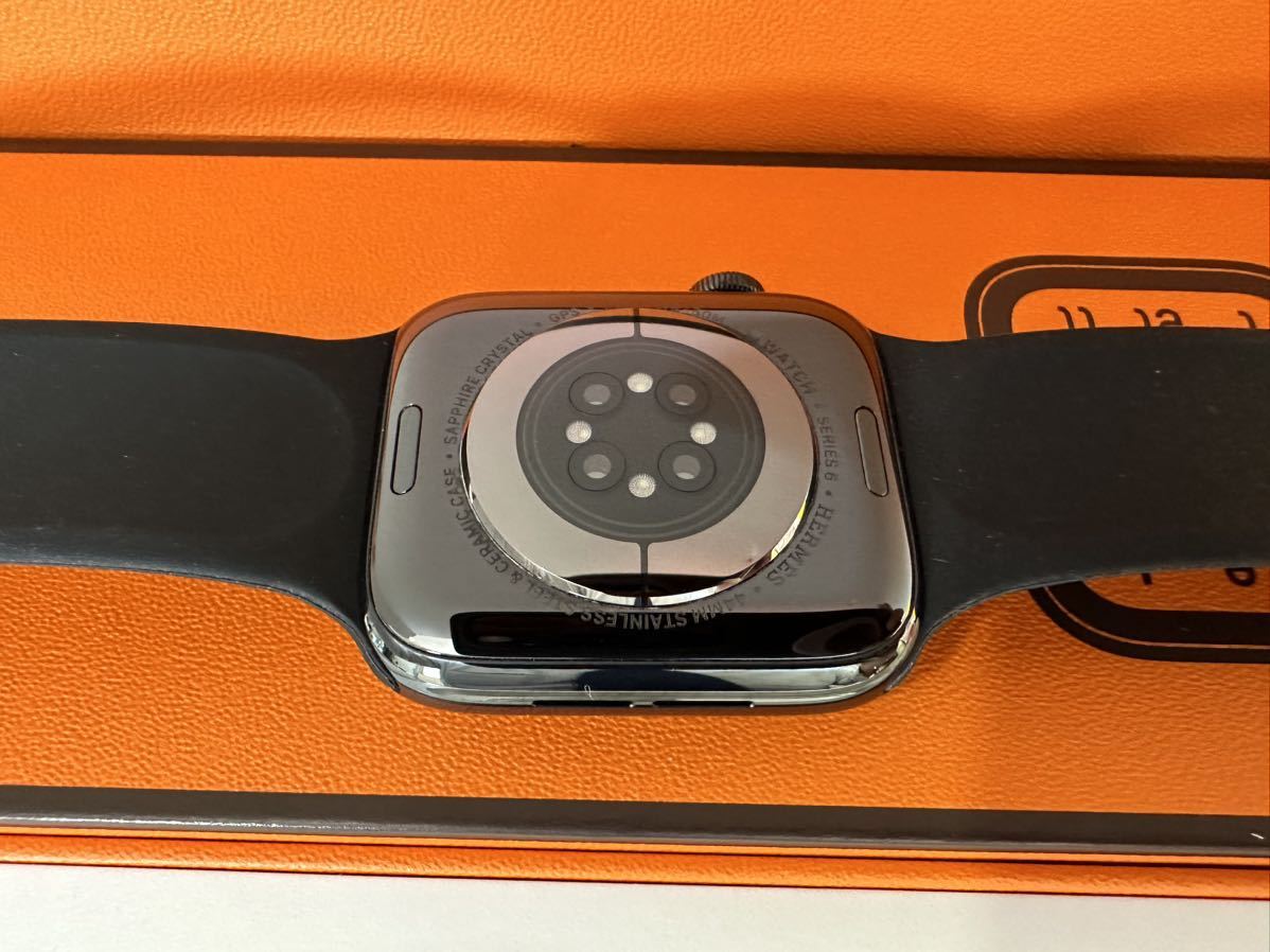 即決 ケア+ 美品 Apple Watch series6 HERMES 44mm ブラック 即決 ケア+ 美品 Apple Watch series6 HERMES 44mm ブラック