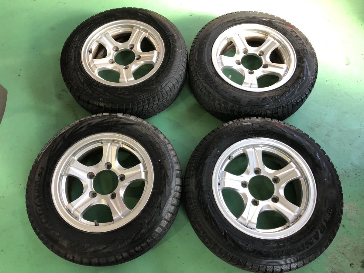 ジムニーに　WEDS 15×6JJ+22 4本セット　スタッドレスタイヤ付き(難有り) 中古_画像1