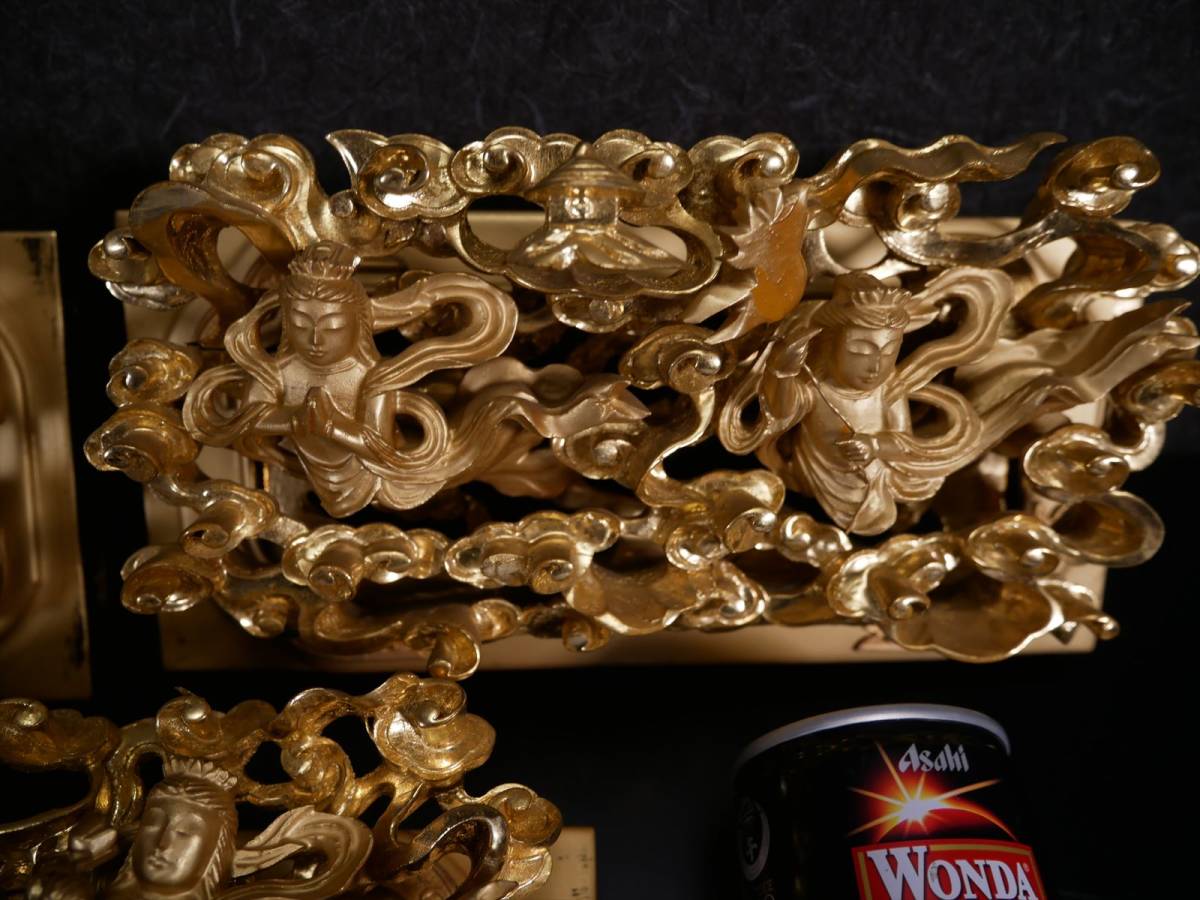 スーパーSALE ヤフオク! - 収集品 木製本金箔本金紛の彫刻彫り物 3つ