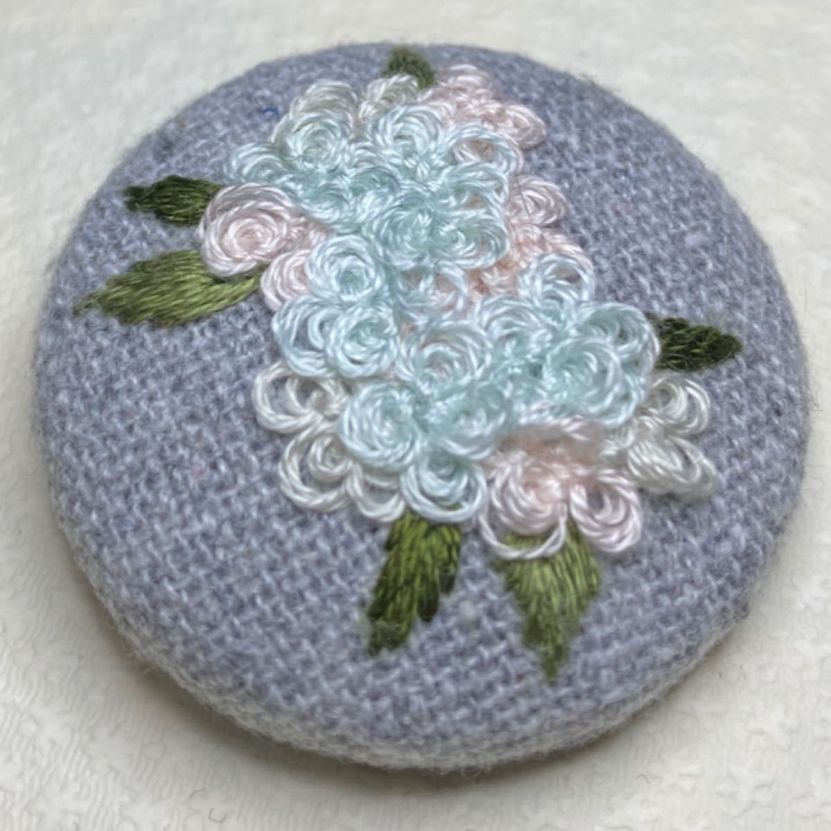 紫陽花 アジサイ 刺繍 ブローチ ハンドメイド | nate-hospital.com