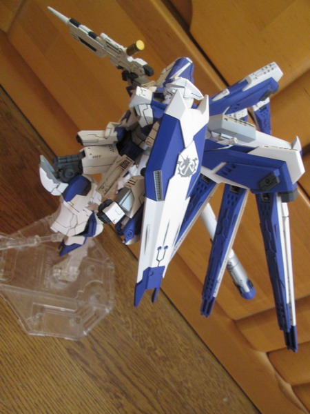 塗装済み完成品:海外版1/144Hi-νガンダム+クリアベース:模魂真悟 塗装済み完成品:海外版1/144Hi-νガンダム+クリアベース:模魂真悟