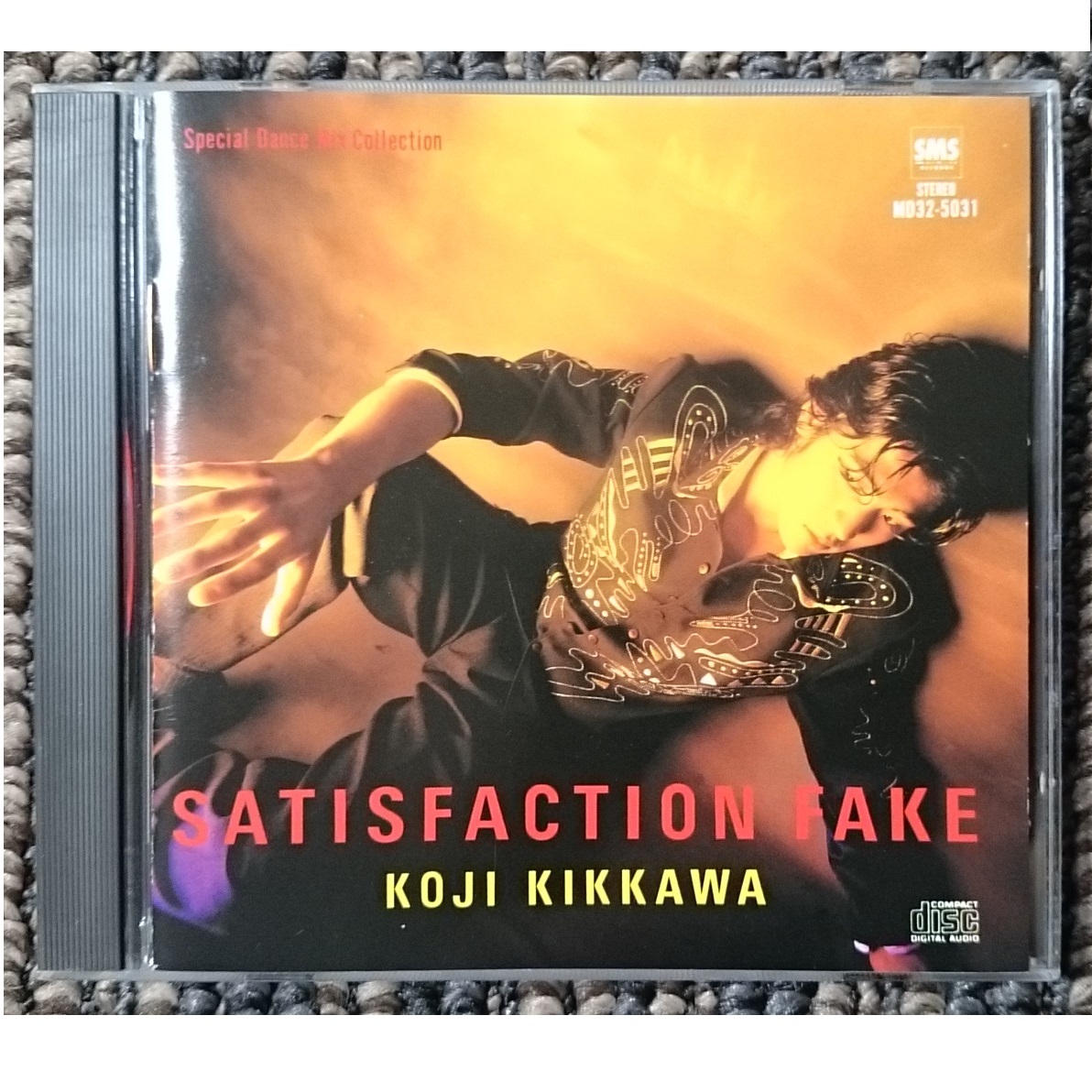 KF　　吉川晃司　SATISFACTION FAKE　サティスファクションフェイク_画像1