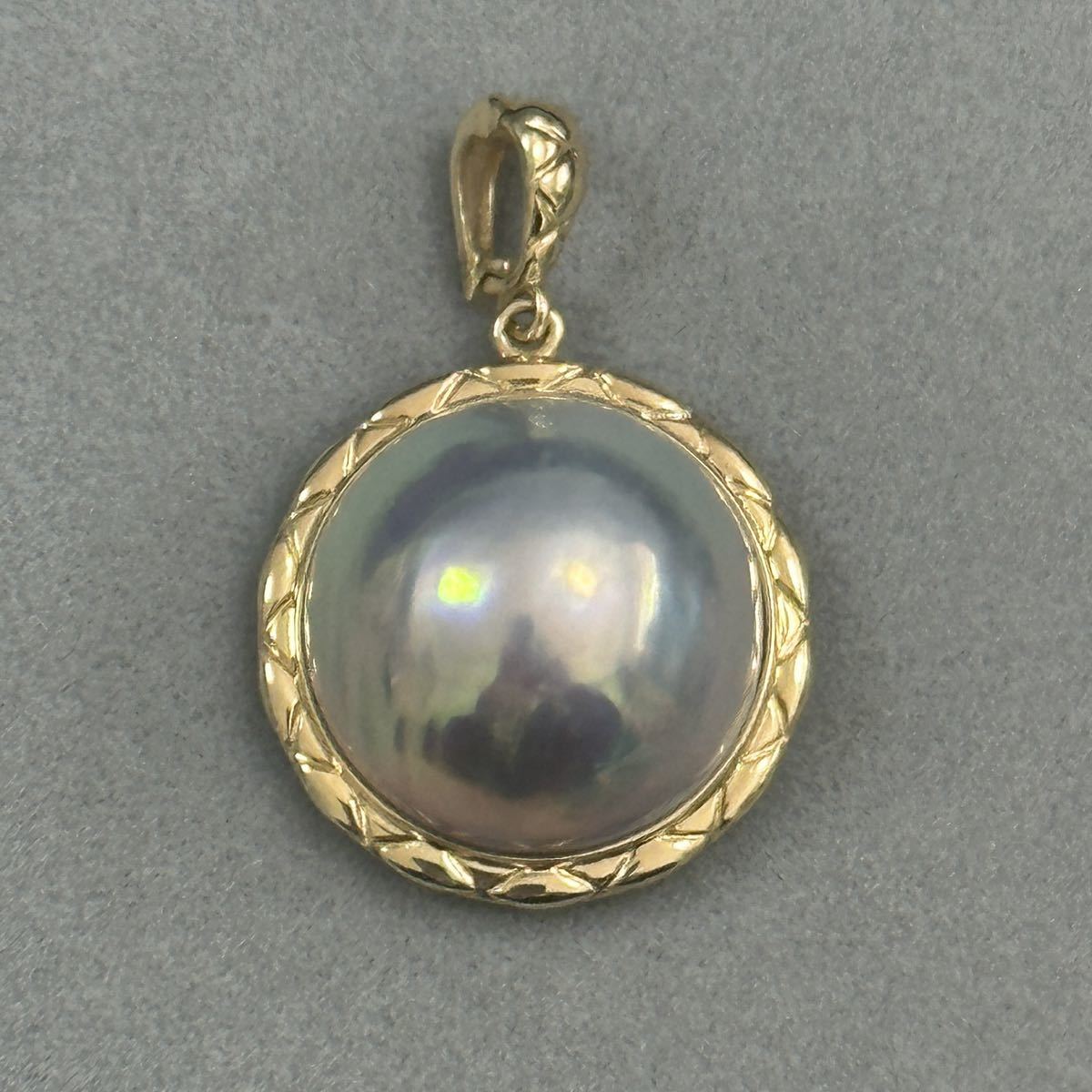 K18mabe pearl pendant top Amami production Rainbow color book@ pearl 