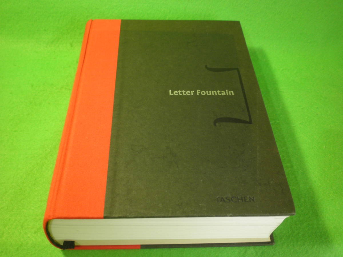 ☆デザイン　Joep Pohlen　『Letter Fountain　　On Printing Types』　フォント　文字　書体　キーボード　洋書☆_画像1