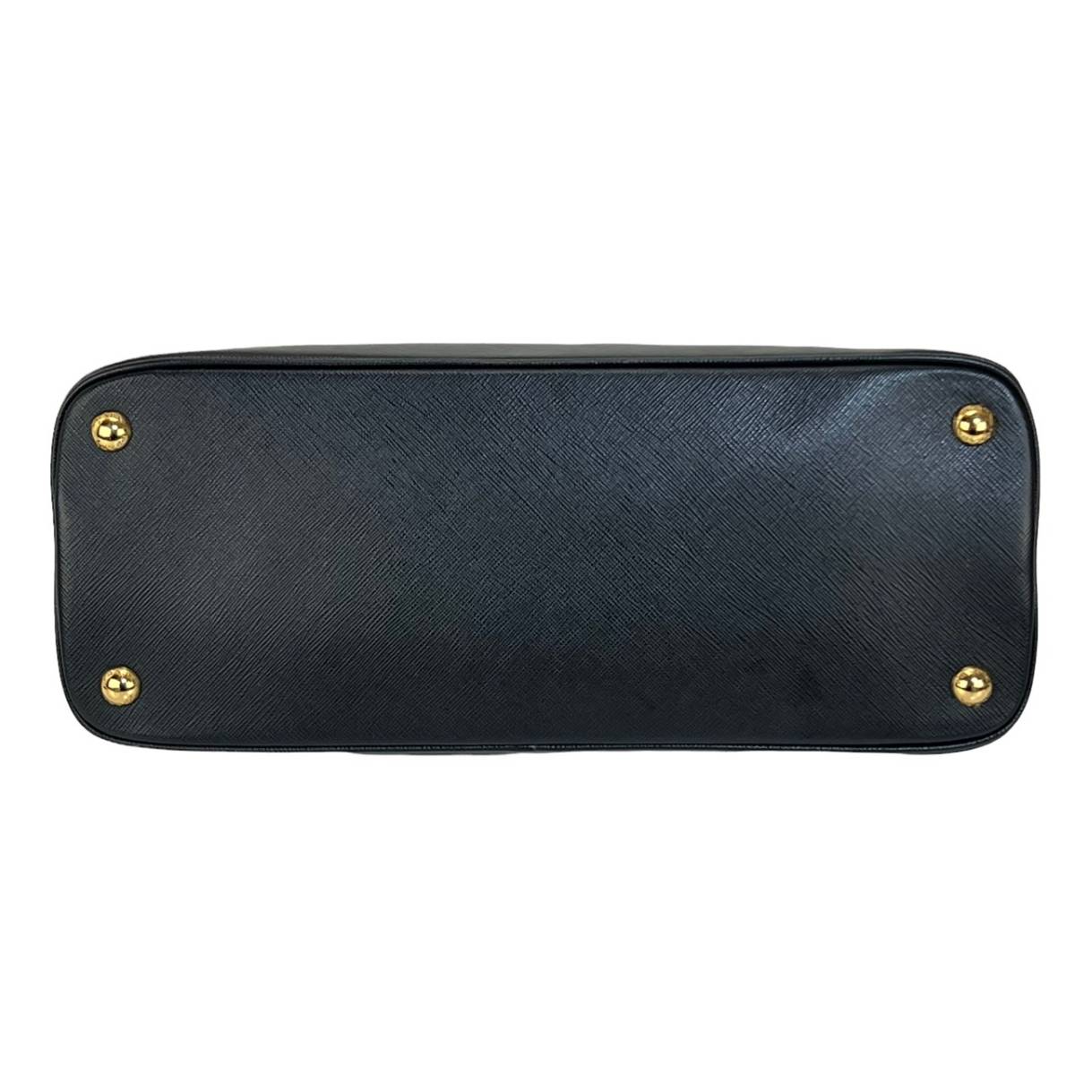 ☆美品☆ PRADA プラダ エンボス 黒 三角タグ オールレザー