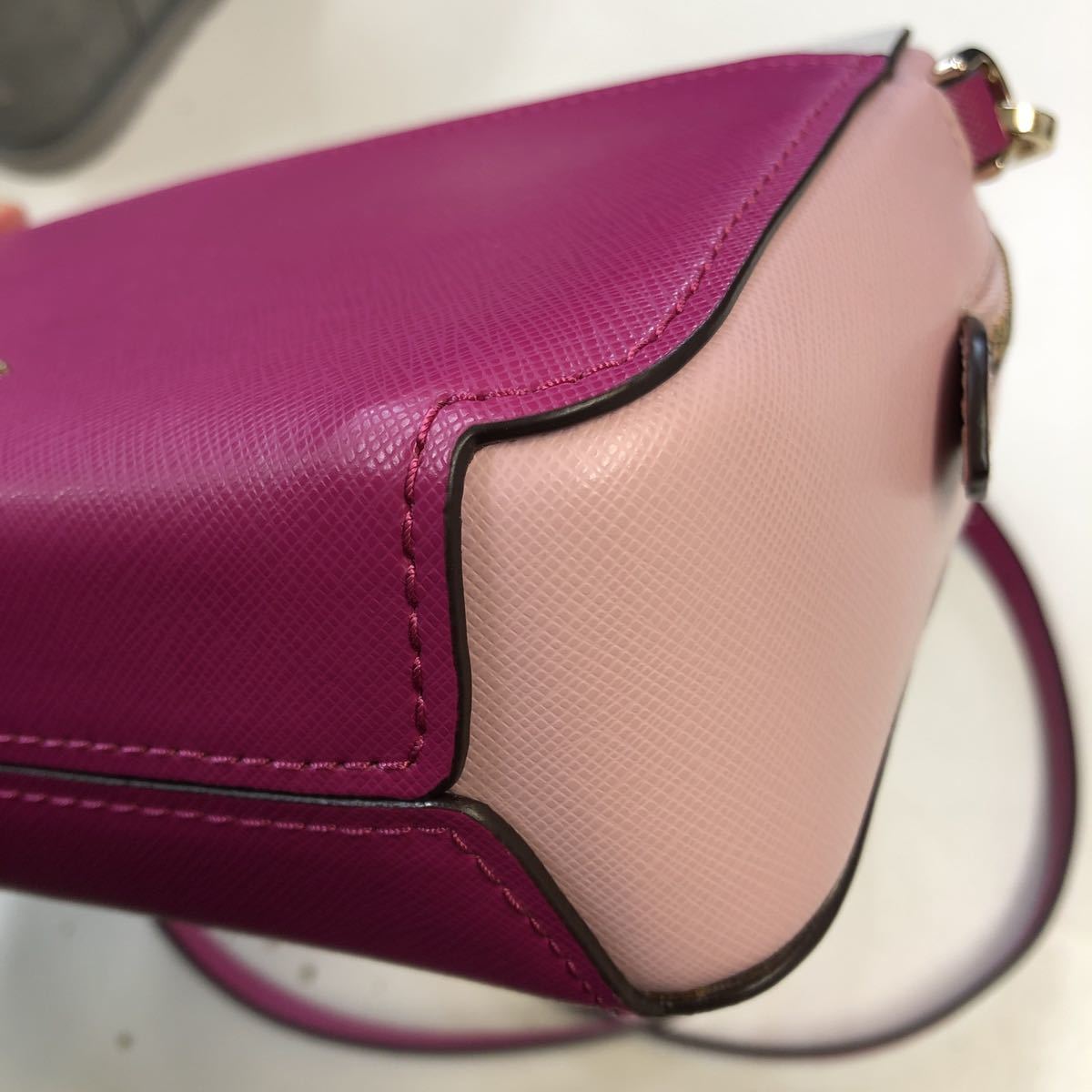 Kate Spade Lauryn Camera Bag Colorblock WKRU7070 ケイトスペード カラーブロック カメラバッグ 斜め掛けショルダーバッグ