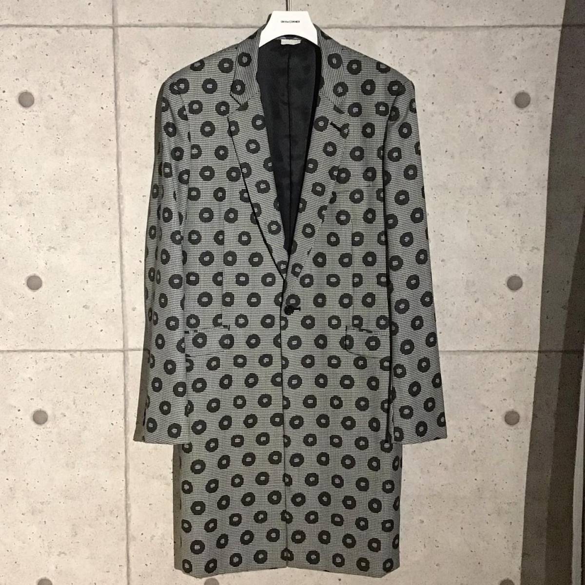 ONtheCORNER ITEM No.1086/COMMEdesGARCONS HOMMEPLUS