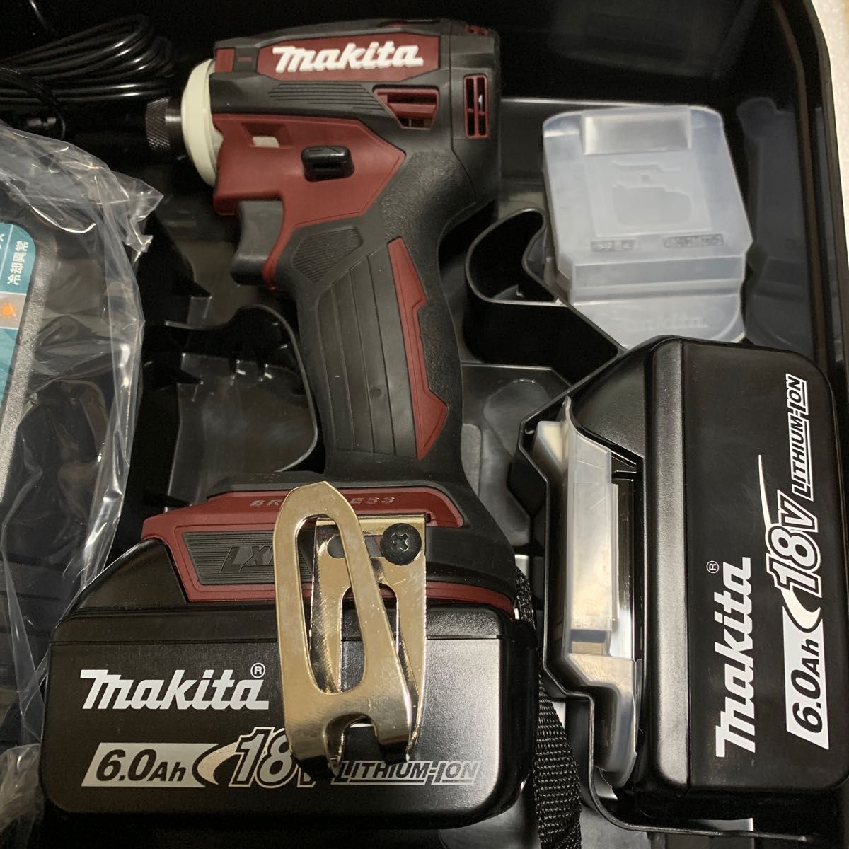 マキタ純正受電式インパクトドライバTD172DGX AR(未使用品)|PayPayフリマ