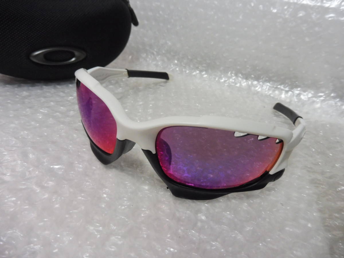 ケース付 OAKLEYオークリー サングラス JAWBONE ジョウボーン OAKLEY Racing jacket　ホワイト　ブラック_画像1