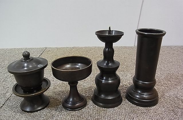 当社の 燭台 火立 仏具4点セット 【NG128】仏壇用 ローソク立 京丸型 真鍮製 茶湯器 仏飯器 仏器 線香立 仏具一般 当社の 燭台 火立 仏具4点セット 【NG128】仏壇用 ローソク立 京丸型 真鍮製 茶湯器 仏飯器 仏器 線香立 仏具一般