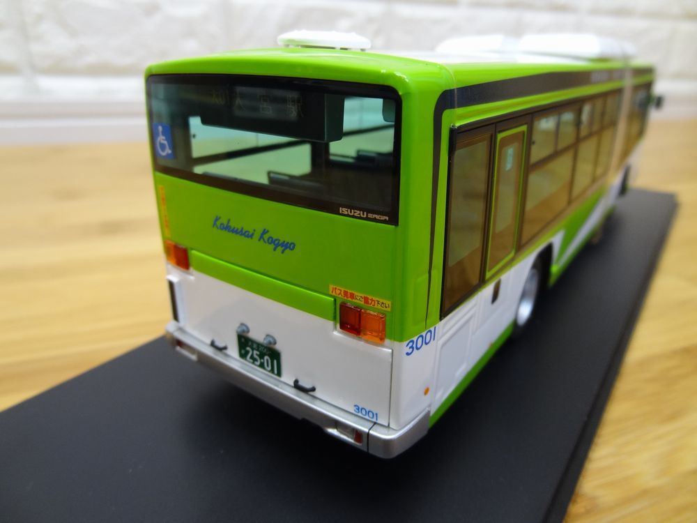 1円 美品 GOOD SMILE RACING 1/43 いすゞエルガ 国際興業バス ミニカー