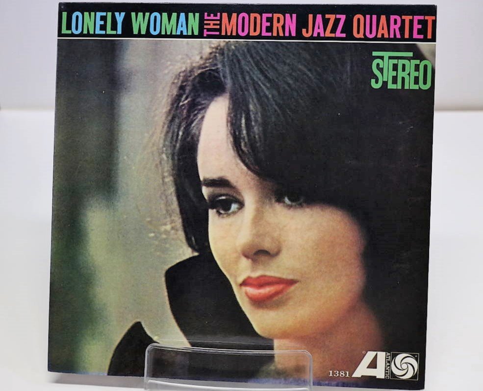 [TK2378LP] LP The Modern Jazz Quartet/LONELY WOMAN（淋しい女） 国内盤 準美品 ライナーノーツ jazz・forever1500シリーズ_画像1