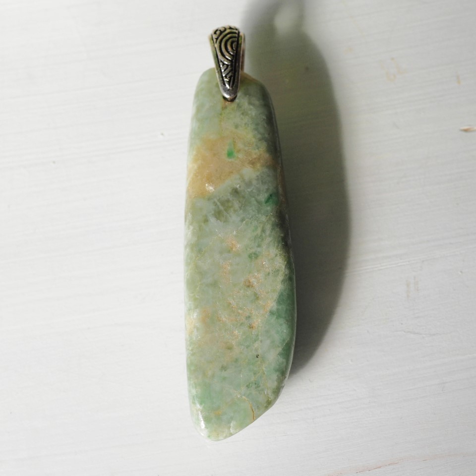 綺麗^ - ^ 天然石 瑪瑙 金魚 手彫り置物 原石 彫刻 綺麗^ - ^ 天然石 瑪瑙 金魚 手彫り置物 原石 彫刻