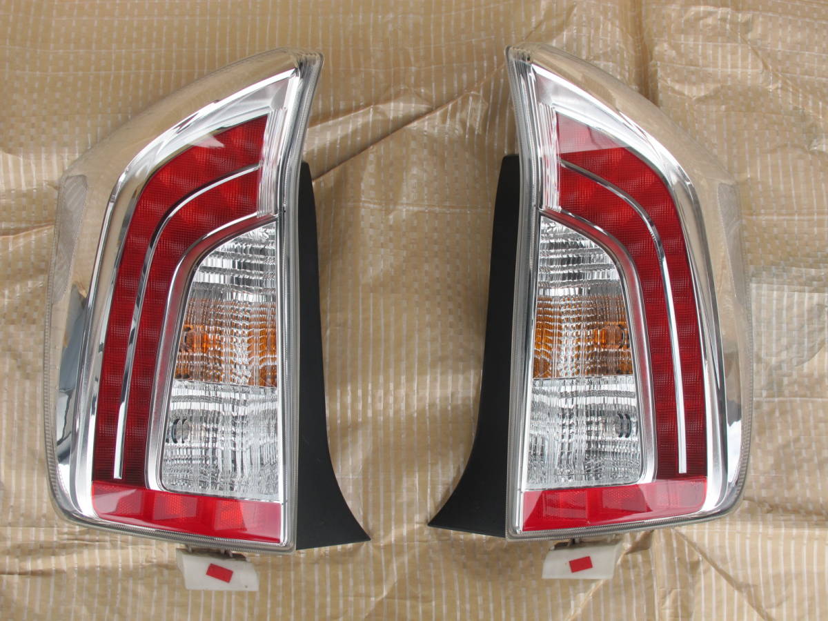 30 プリウス 後期 テールランプ 純正 全灯化 ZVW30テール ランプ