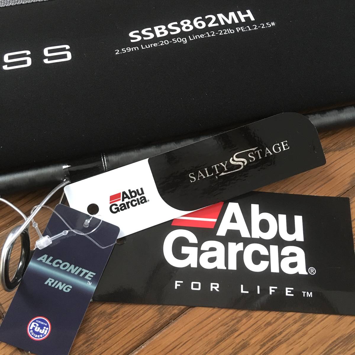 AbuGarcia Fuji製ガイド8.6ftスピニングロッド2ピース(MH) SALTY AbuGarcia Fuji製ガイド8.6ftスピニングロッド2ピース(MH) SALTY