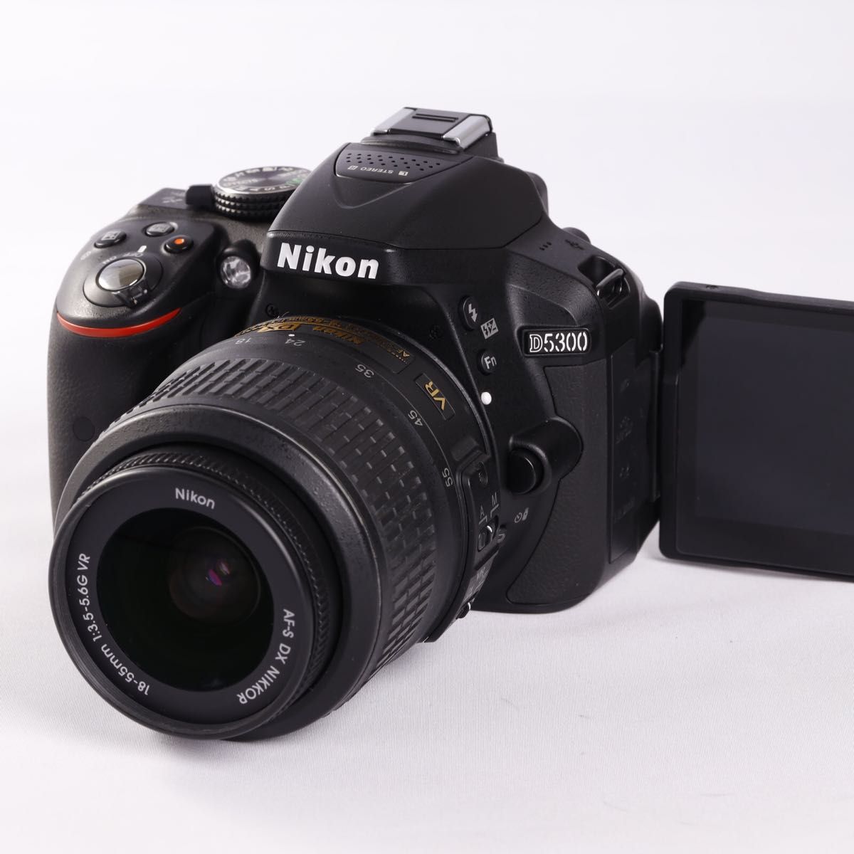 極上美品☆2400万画素☆一眼レフ☆スマホ転送☆Nikon D5300 Nikon