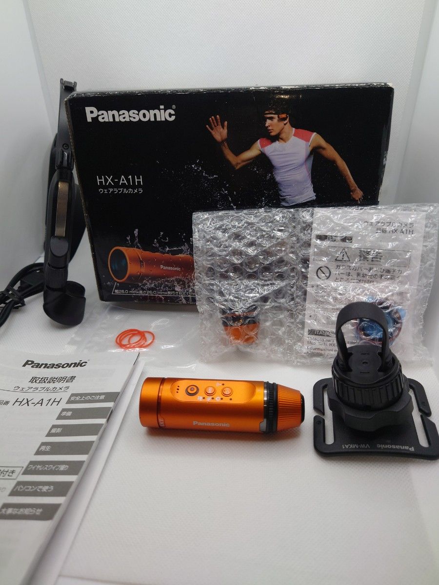 液晶画面付きウェアラブルカメラ超小型本日購入のみ Panasonic HX-A1H ウェアラブルカメラ