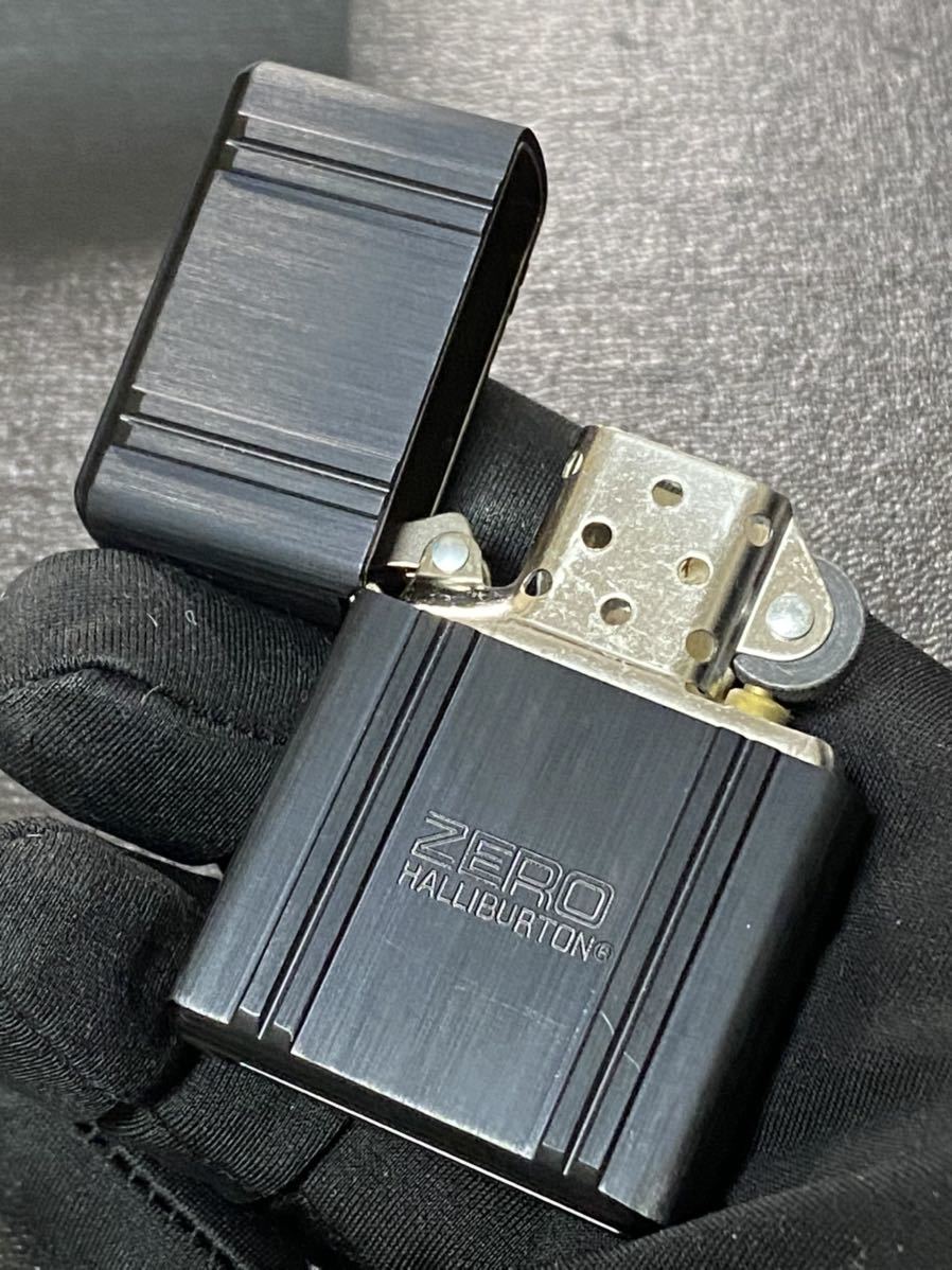 zippo ZERO HALLIBURTON 初期型 希少モデル ヴィンテージ 2002年製 ゼロハリバートン フルメタルジャケット 専用ケース 保証書