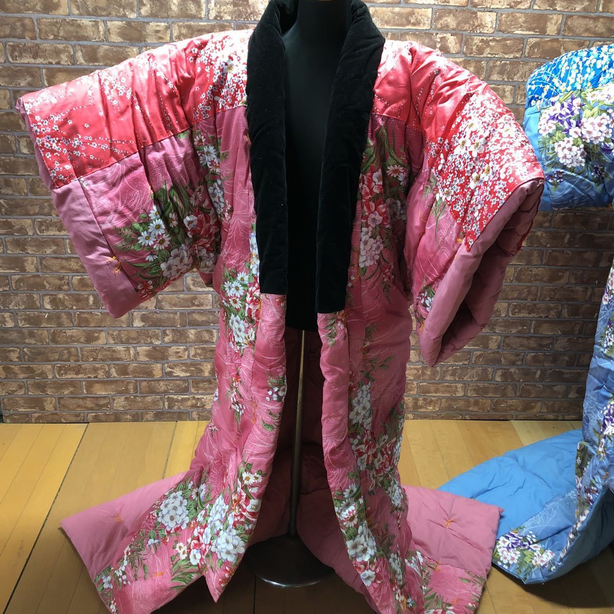 在庫限定 大島紬、どてら、丹前(中綿入り) Amazon [たゆたふ はんてん
