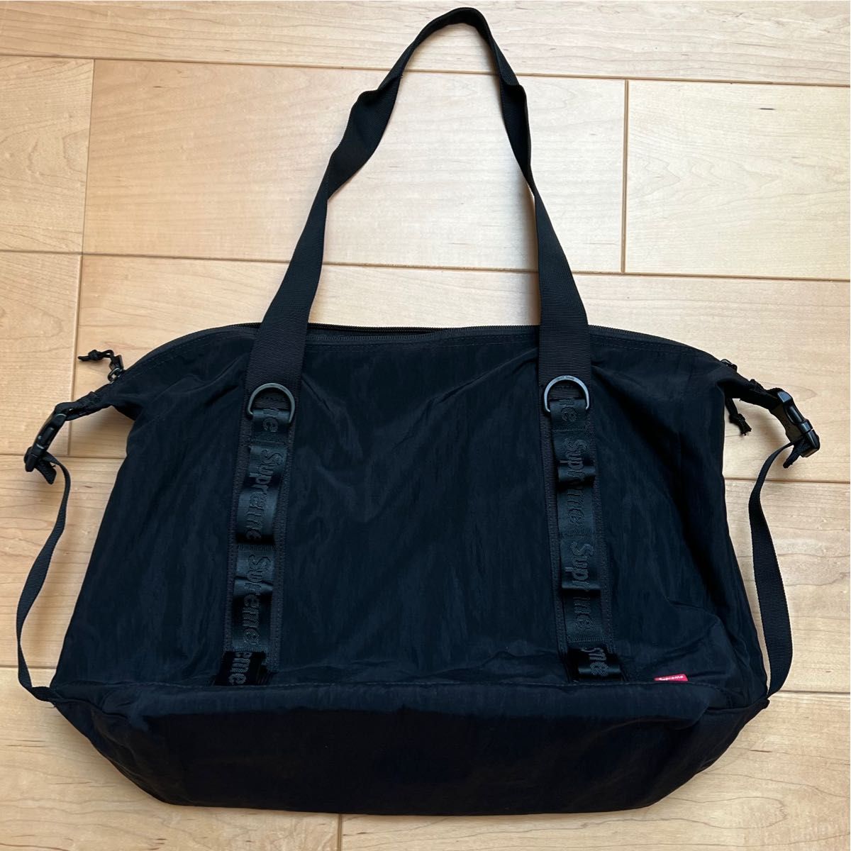 Supreme 20FW Zip Tote 25L Supreme 20FW Zip Tote 25L