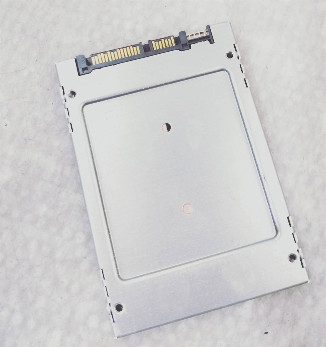 【中古パーツ】2.5 SATA SSD 60GB 1台 正常 TOSHIBA THNSNJ060GCSU ■SSD2067_画像2