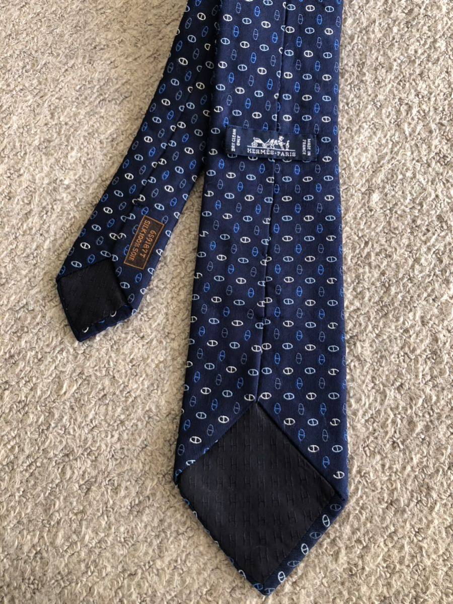 HERMES エルメス ネクタイ 659187T 07 シェーヌダンクル柄 HERMES エルメス ネクタイ 659187T 07 シェーヌダンクル柄