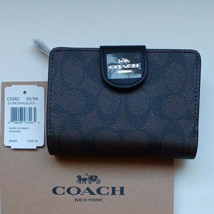 炎炎ノ消防隊』 【新品】COACH コーチ 二つ折り財布