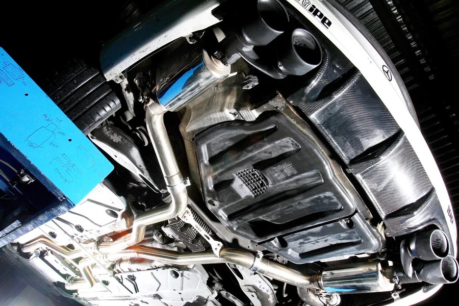 イノテック　ＩＰＥ製 リアマフラー エキゾーストバルブ付　可変バルブ　AMG C63 W204_画像1