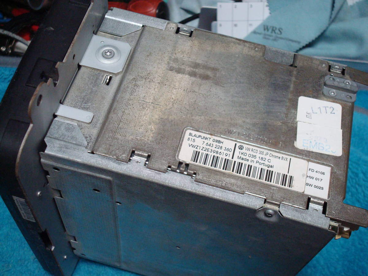 VOLKSWAGEN RCD 300 2DIN CDレシーバー 完動品 ジャンク_画像5