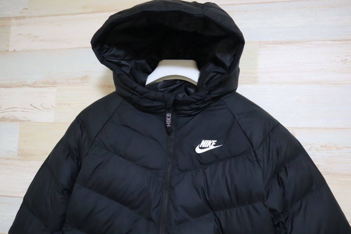 新品 定価13200円 160㎝ NIKE ナイキ キッズ　シンセティックフィル　ロングジャケット　ベンチコート ブラック黒　中綿