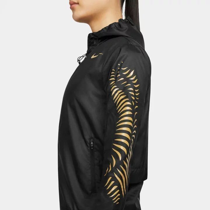 新品 定価10780円 Mサイズ NIKE ナイキ エッセンシャル VRN レディース　フーディ ジャケット　レディース　ランニング　スポーツウエア