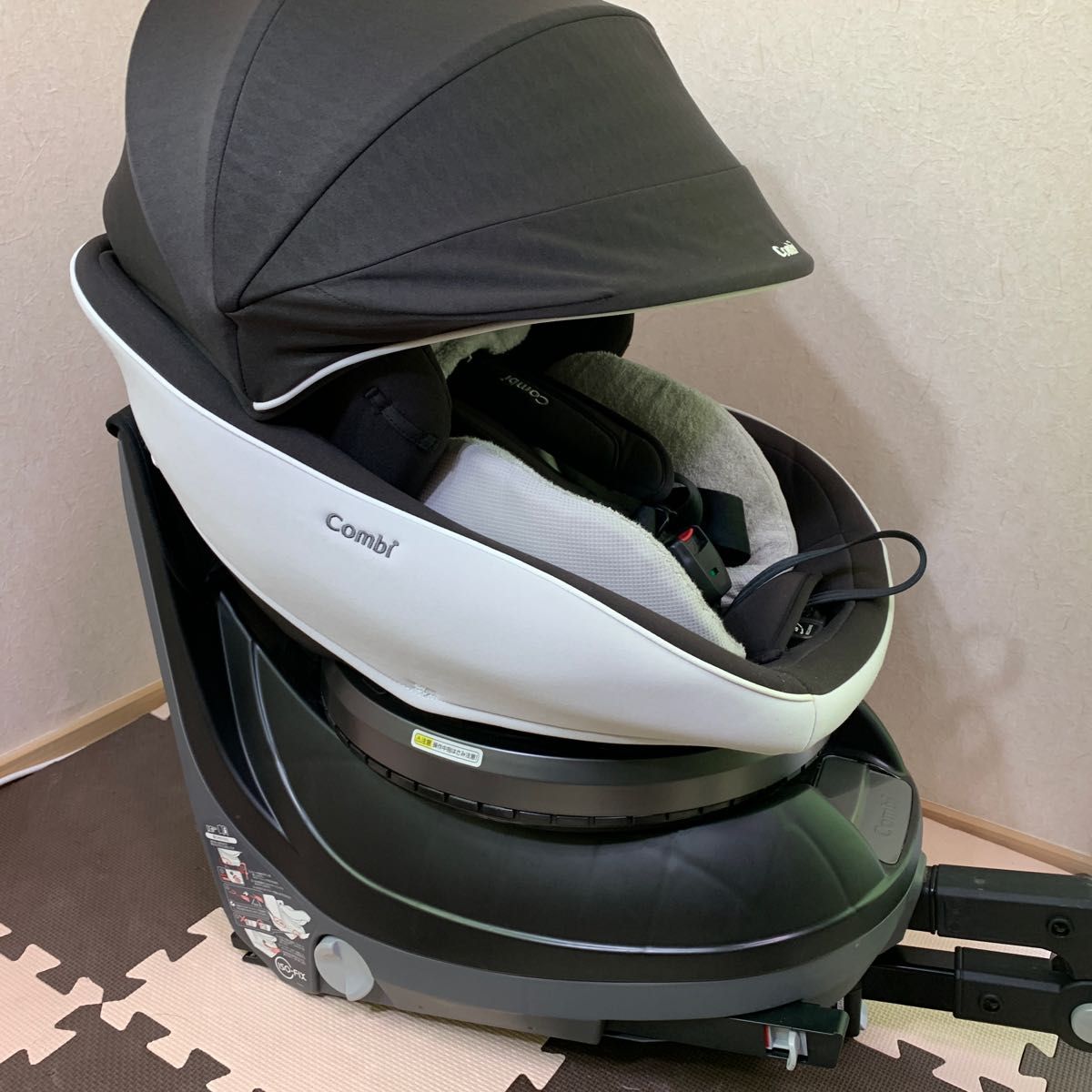 極美品】 コンビ クルムーヴスマート ISOFIX JJ-650 ダイヤグレー