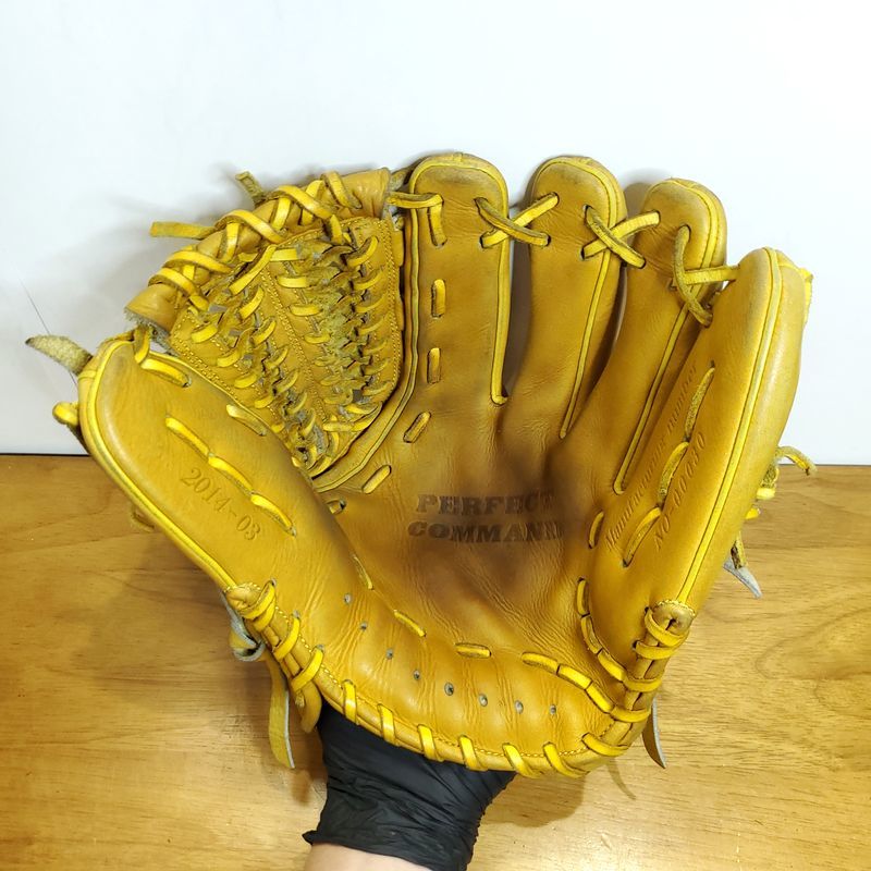 佐藤グラブ工房 PERFECT COMMAND 佐藤作 革質最高 パーフェクト 佐藤グラブ工房 PERFECT COMMAND 佐藤作 革質最高 パーフェクト