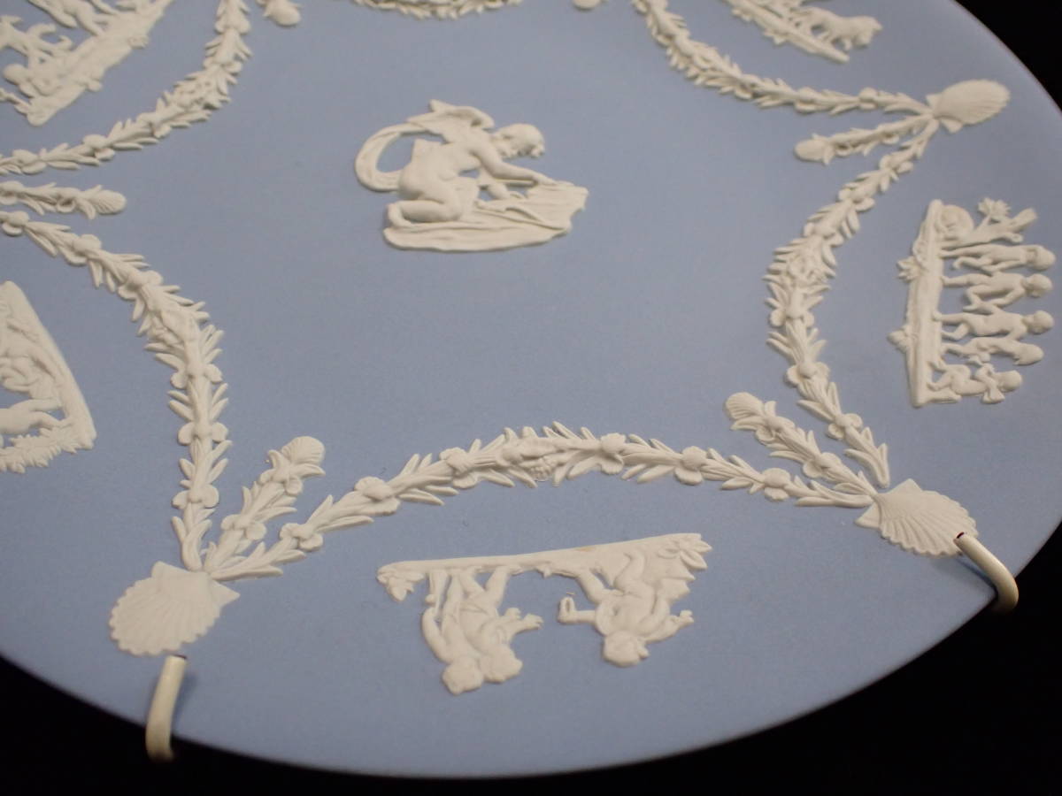 ウェッジウッド ジャスパー エンジェル お皿 プレートハンガー付き 箱入り WEDGWOOD 7606 イギリス 英国_画像3