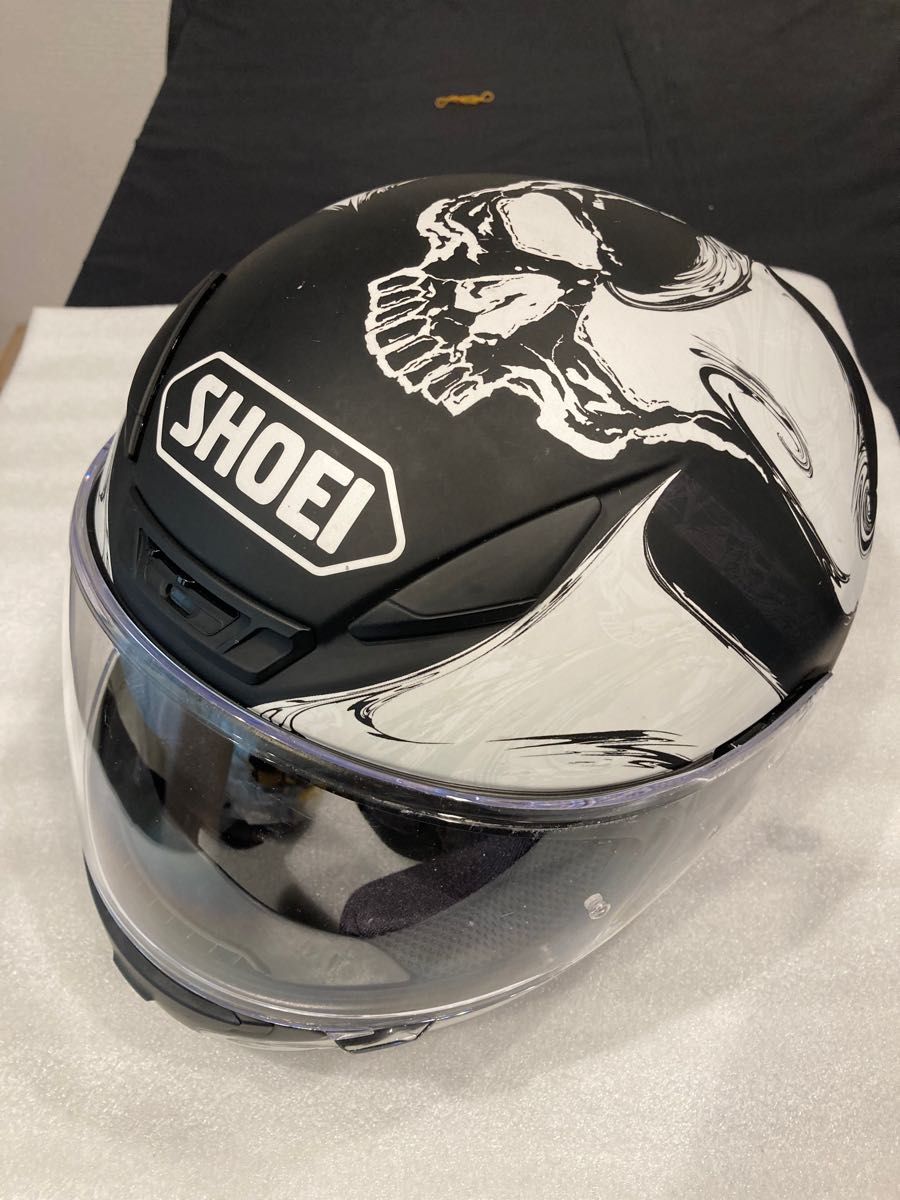 角度によって浮き出るスカルが カッコイイ 】SHOEIヘルメットZ-7 角度によって浮き出るスカルが カッコイイ 】SHOEIヘルメットZ-7